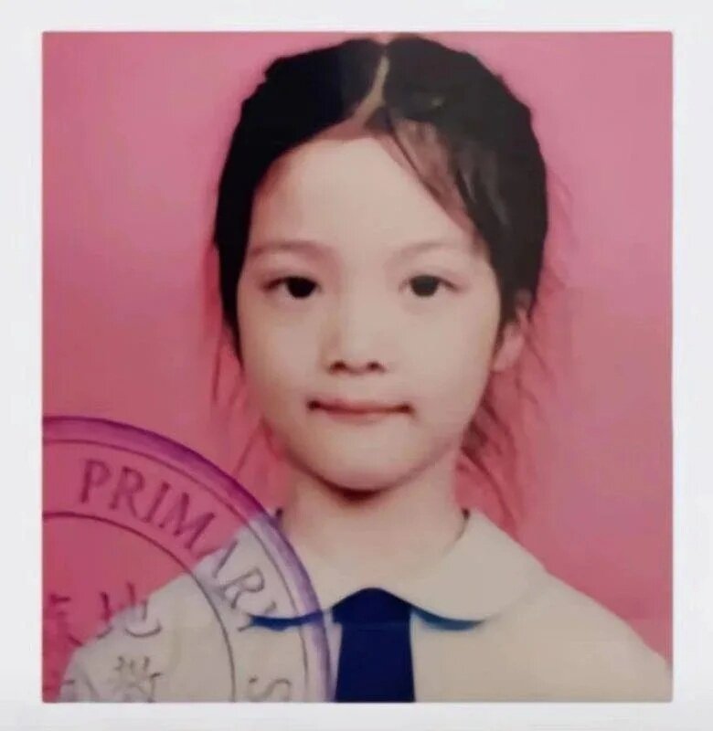 4  陳曉華童年.jpg