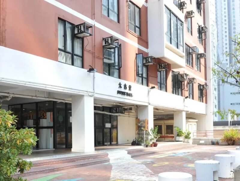 22歲女港大太古堂男廁遭偷拍 19歲內地男宿生被捕.jpg