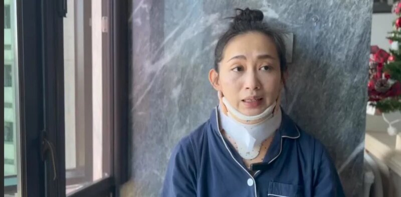 1  楊焉餐廳玩引體上升凌空墮地.jpg