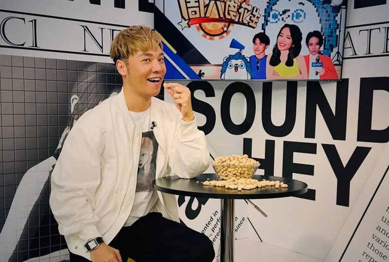 1   王賢誌破產前突「餽贈」股份，阿叻、阿B破產後繼續風光。.jpg