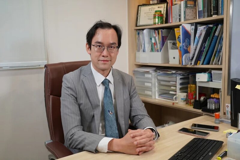 3  腸胃及肝臟科醫生張世華.jpg