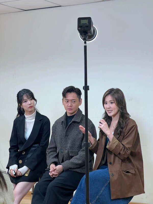 10  《娛樂新聞一級棒》中，張振朗、劉佩玥、陳曉華談及過去一年的表現及心路歷程，分.jpg