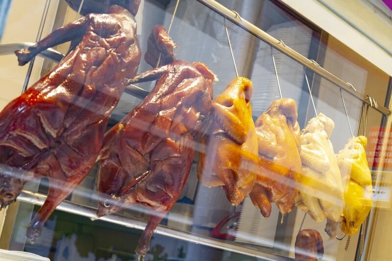 黃傑龍籲餐飲零售業界認清形勢 生意視乎個別商戶競爭力.jpg