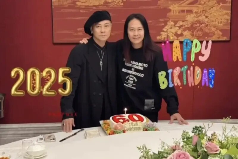 4  動完腦瘤手術的蔡一傑（左）出席哥哥蔡一智的60歲壽宴，看來恢復狀況還不錯。.jpg