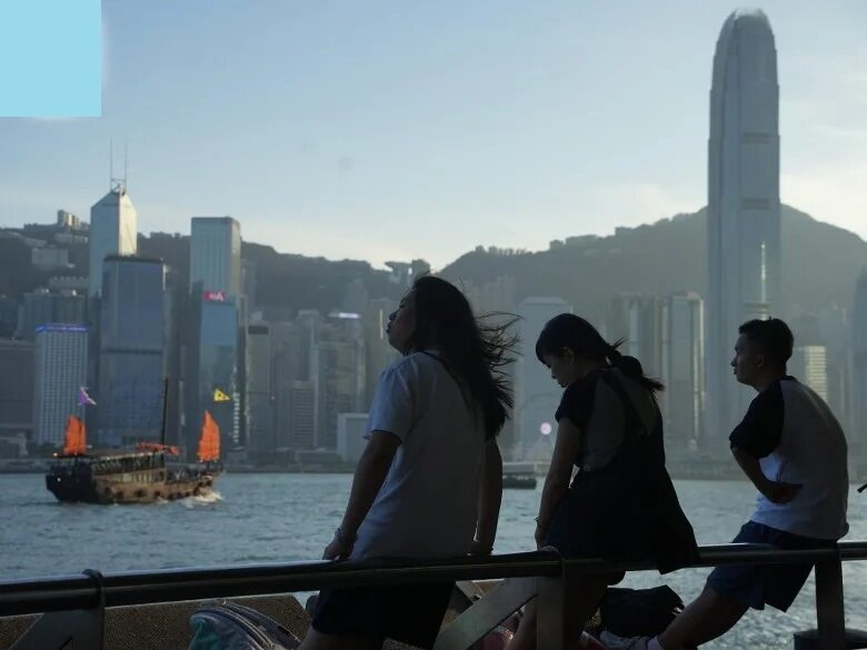 青年為公屋躺平 當局指申公屋跌幅顯著 認為大多數上進.jpg