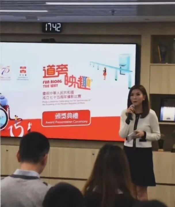 6  原來佢已轉職路政署擔任宣傳主任。.jpg