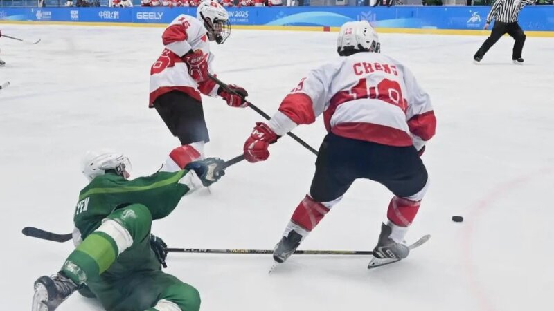 港協暨奧委會強烈譴責土庫曼球員蓄意襲擊香港男子冰球隊成員.jpg
