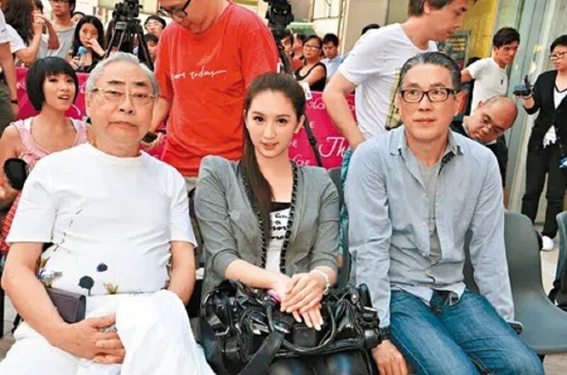 8  何天兒曾與林建名（左一）傳出「爺孫戀」.jpg