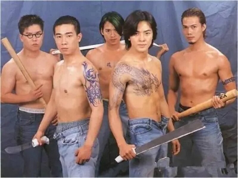 2  當年嘅《古惑仔》造型照，係咪似先？.jpg