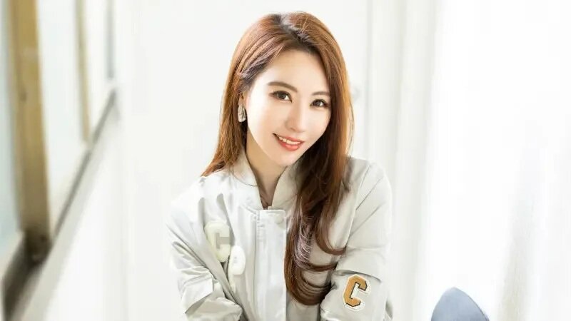 1  王瀅苦嘆自己沒一天吃得飽，為了維持身材一天只吃800卡，感嘆女明星很難當。.jpg