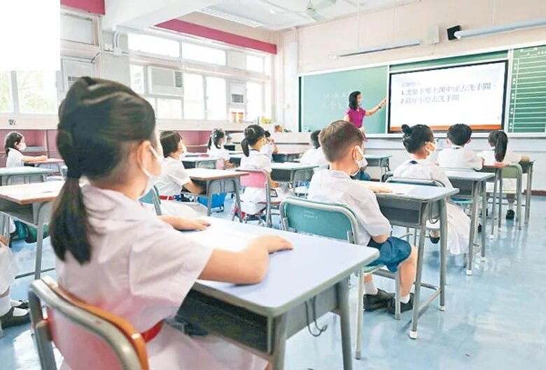 議員就小班教學起爭議 被批只令老師免失業 反駁：錯誤理解.jpg