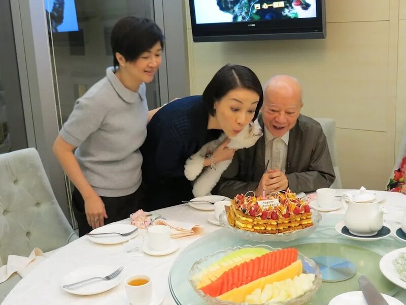 3   江美儀與「冬叔」同月同日生日.jpg
