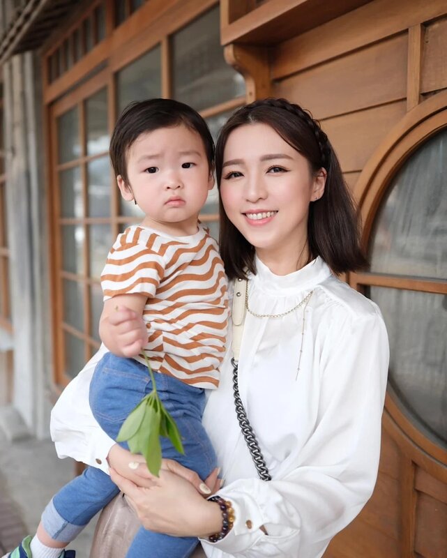 1  孫慧雪作為雙職媽咪，需要聘用外傭幫忙，才能處理好家庭與工作。.jpg