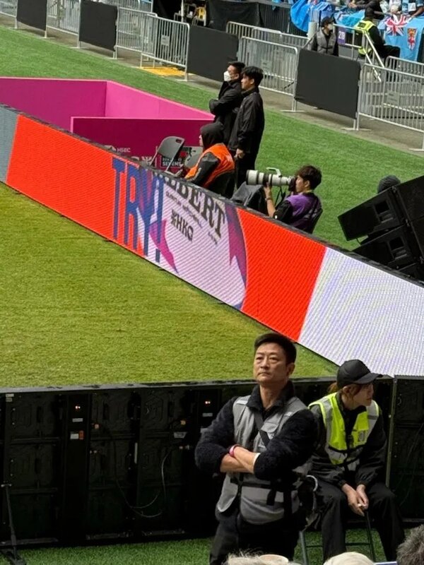 3 楊證樺日前現身七人欖球賽現場擔任保安工作，令人以為他轉行。（Threads圖片）.jpg