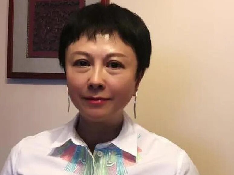 3  梁雁翎過往曾以黑短髮造型示人。（網上圖片）.jpg