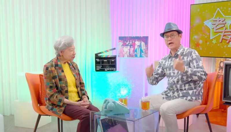 2 羅蘭為《歡樂今宵》時代拍檔鄧英敏嘅youtube節目做嘉賓.jpg