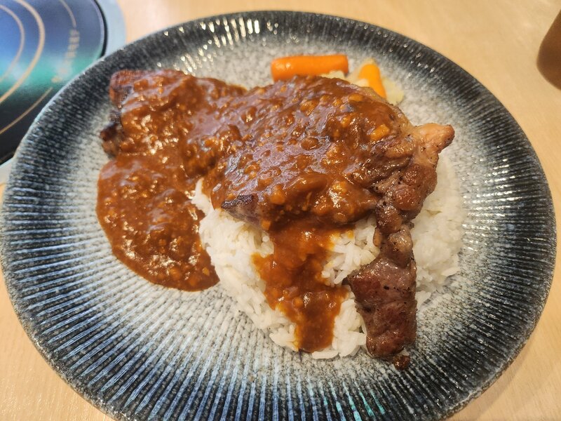 西冷牛扒飯.jpg