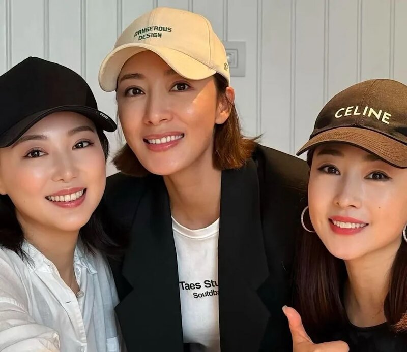 4 楊怡分享聚會照片.jpg