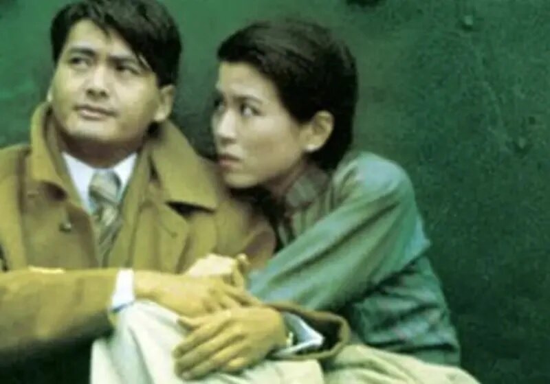 1  周潤發（左）與繆騫人在分手後多年，又在《傾城之戀》演感情戲，都沒覺得尷尬。兩.jpg