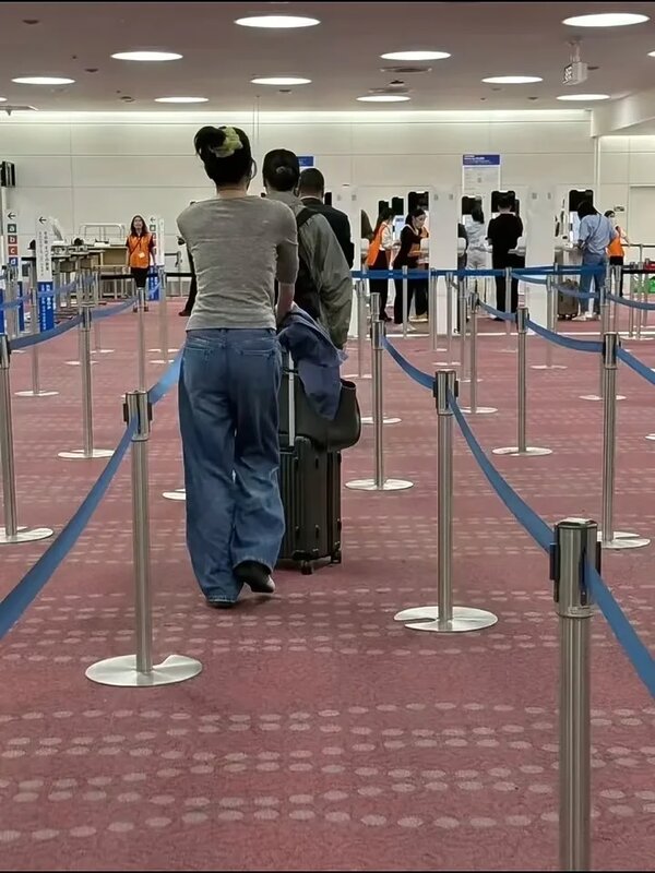 5   有指鋒菲出發前往日本.jpg