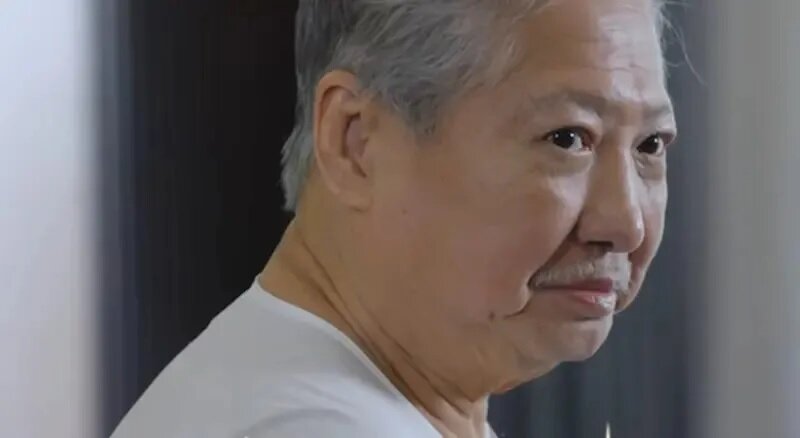 1  洪金寶（如圖）近況曝光，他進軍抖音平台，開通帳號4天就吸引75萬粉絲追蹤，影片中.jpg