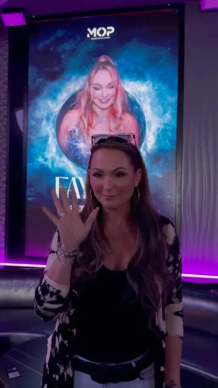 3  何家華是賭王何鴻燊的長房孫女，可過著富貴生活，但她個性相當親民貼地。.jpg