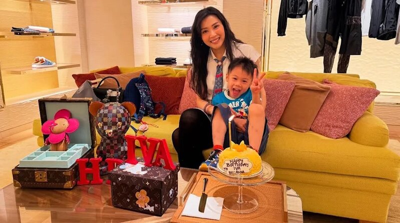 2 羅泳嫻獲 LV員工為她送上生日蛋糕慶生。.jpg