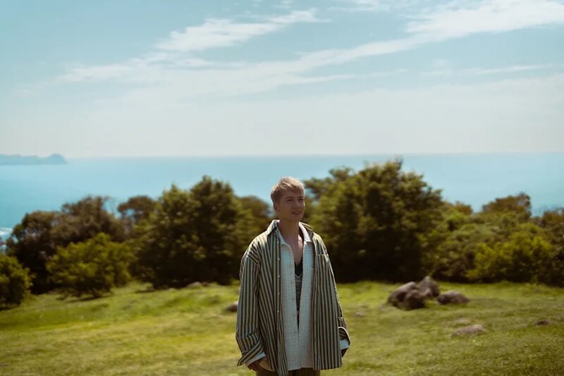 1 關智斌拒跟人生時間表 新歌《永遠的彼得潘》揭秘成人童心：每人心裡都有個細路.jpg