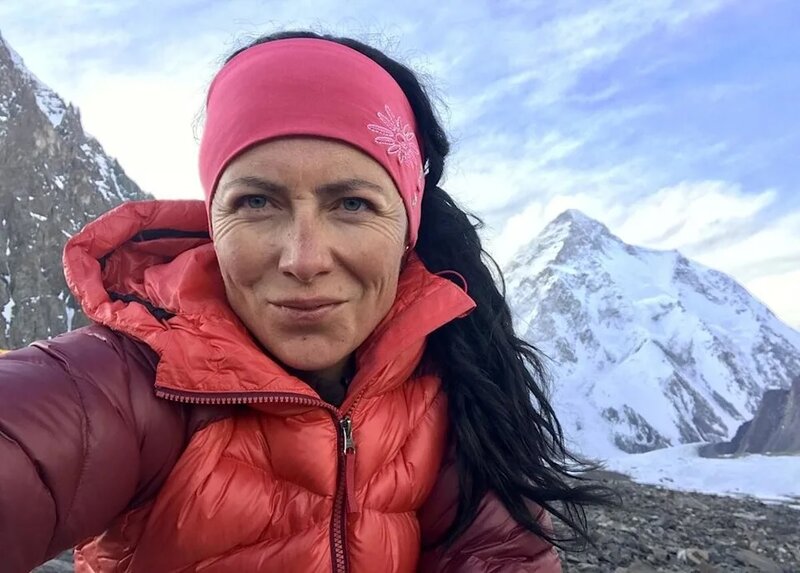 46歲捷克女登山家挑戰「殺人峰」 失足墮谷身亡.jpg