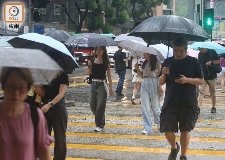 超前宣布停課打亂學界安排遭鬧爆 政府解畫：艱難選擇莫後悔.jpg