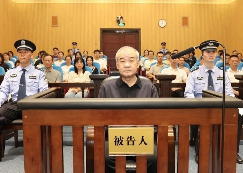 貪近2.3億人民幣 新疆政協前副主席竇萬貴判死緩.jpg