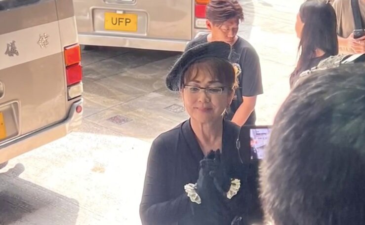 4 馮寶寶坦言接受唔到佳哥嘅「選擇」（TVB娛樂新聞台截圖）.jpg