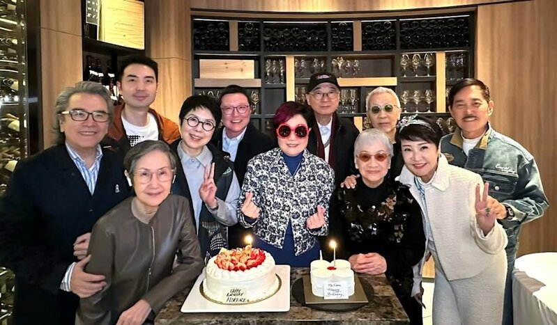 3 這是陳淑芬4個月內第二次與關菊英姐見面相聚，今年3月邀對方慶祝生日。.jpg