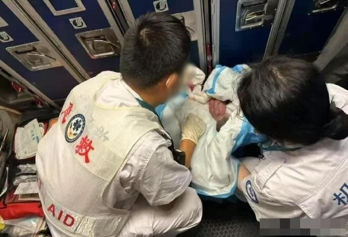 山東航空驚傳16歲少女機上分娩傳染梅毒 海口機場拒透露.jpg
