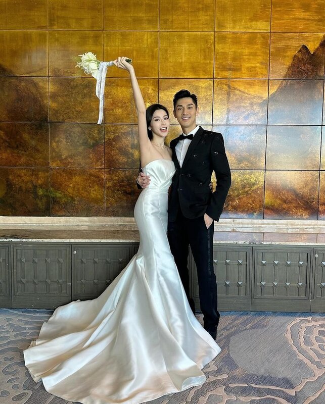 3 關楚耀前年與拍拖6年的網紅空姐女友Joann結婚，成為人夫後變得成熟穩重。（IG@uglykwan）.jpg