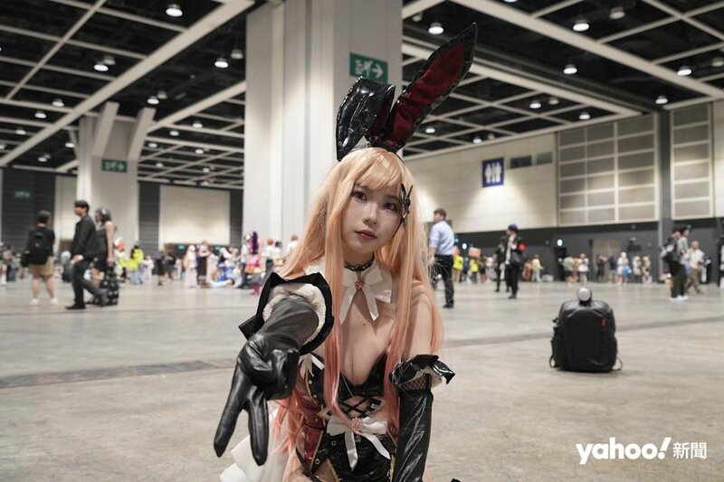 5 會方建議cosplayer避免穿著過於暴露，現場未見有工作人員嚴格執行.jpg