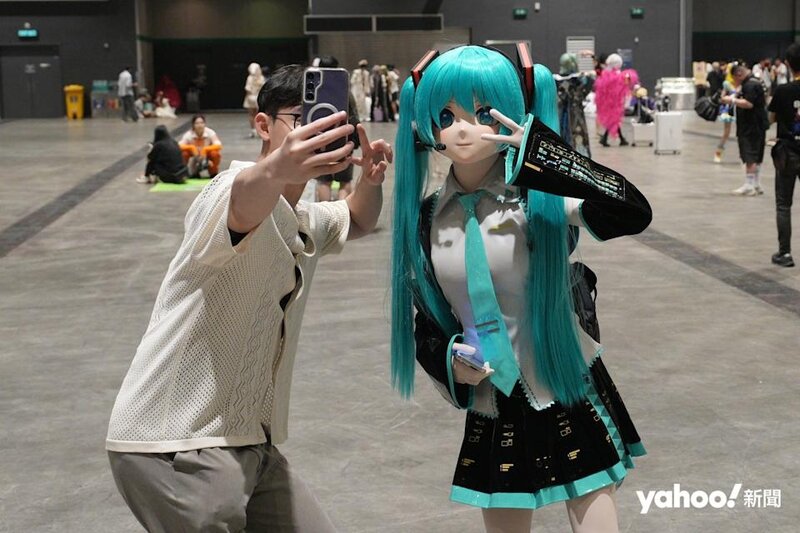 6 市民與喜歡的角色打卡合照。.jpg