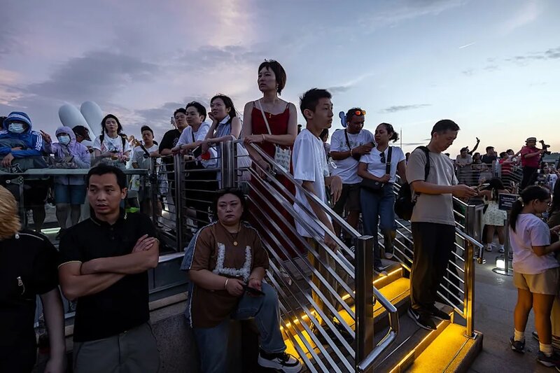 1 小紅書上首度有內地旅客，繼「國際金融中心遺址」後，以「購物天堂廢墟」評價香港 ·.jpg