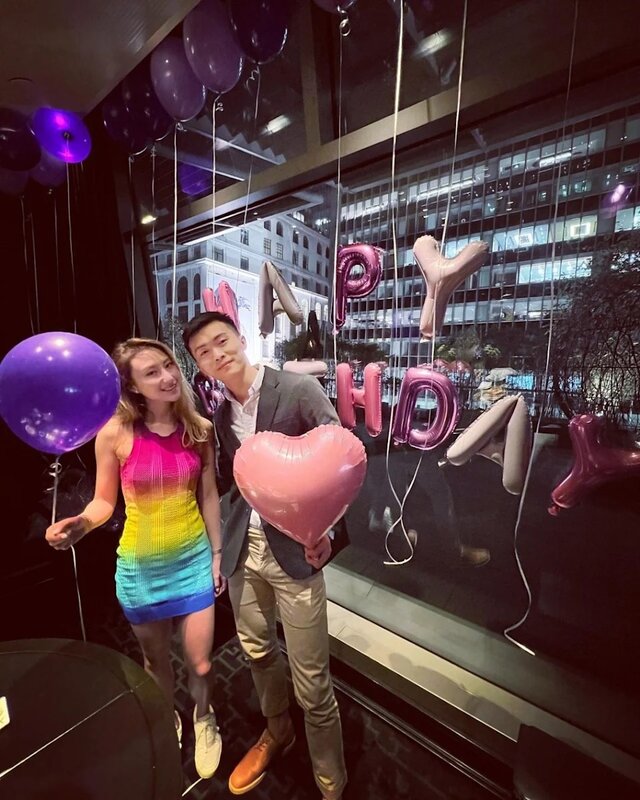 3 何超雲清空與消防隊長未婚夫Douglas合照 惹分手疑雲？.jpg