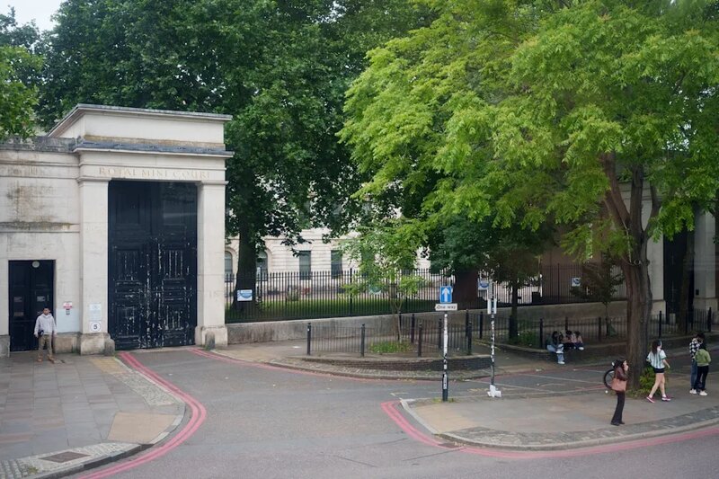 中國擬於英國倫敦的前皇家鑄幣廠（Royal Mint Court）建造新的大使館，佔地 2 萬平方米。.jpg