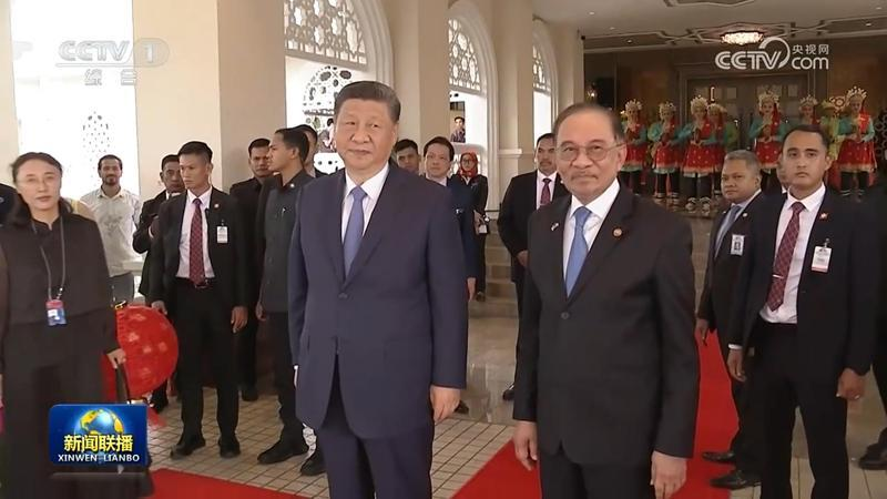 2 習近平今日接見馬來西亞首相安華。安華是出席9月3 日天安門閱兵儀式的 26 位國家領.png