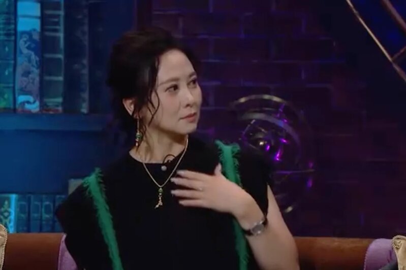 3 翁虹聽完梁思浩話喺佢身後有鬼時當堂樣都變埋.jpg