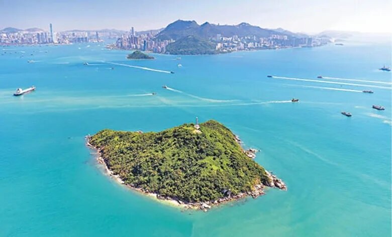 暫緩人工島計劃 測量師：市場中期影響微 林超英指海洋避一劫.jpg