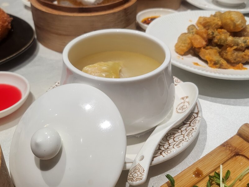 香濃雞湯蟹肉灌湯餃.jpg