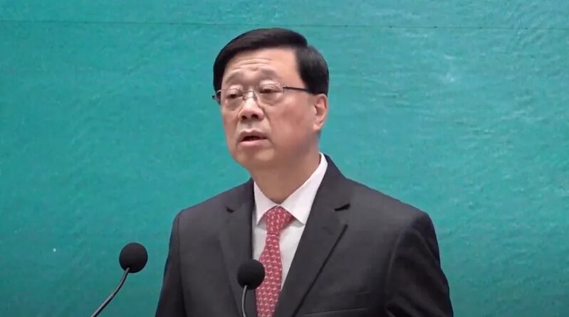 精神病患母子因被收回公屋單位輕生 李家超：違規個案繼續打擊 執行過程有改善空間.jpg