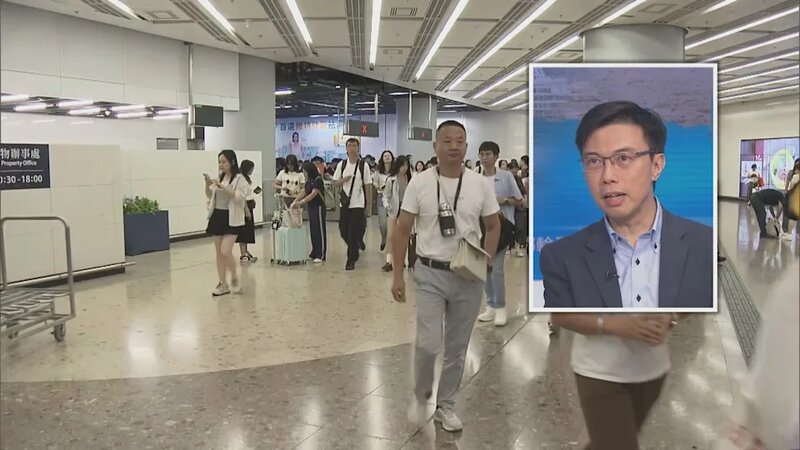 國慶黃金周假期首日 市面人流、零售兩旺.jpg