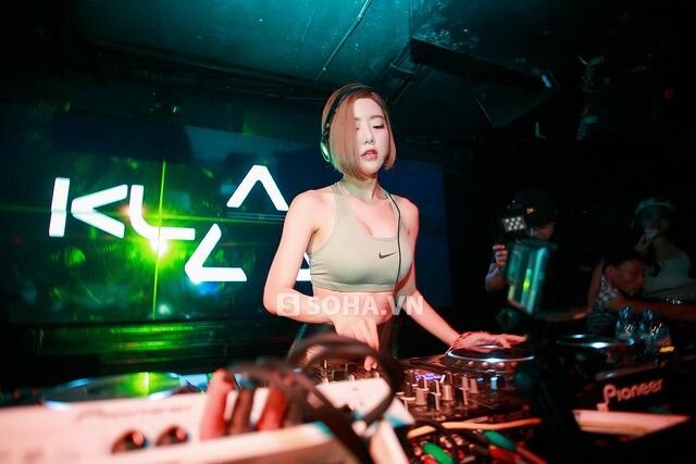 Foto Sexy DJ Soda Di Vietnam (3).jpg