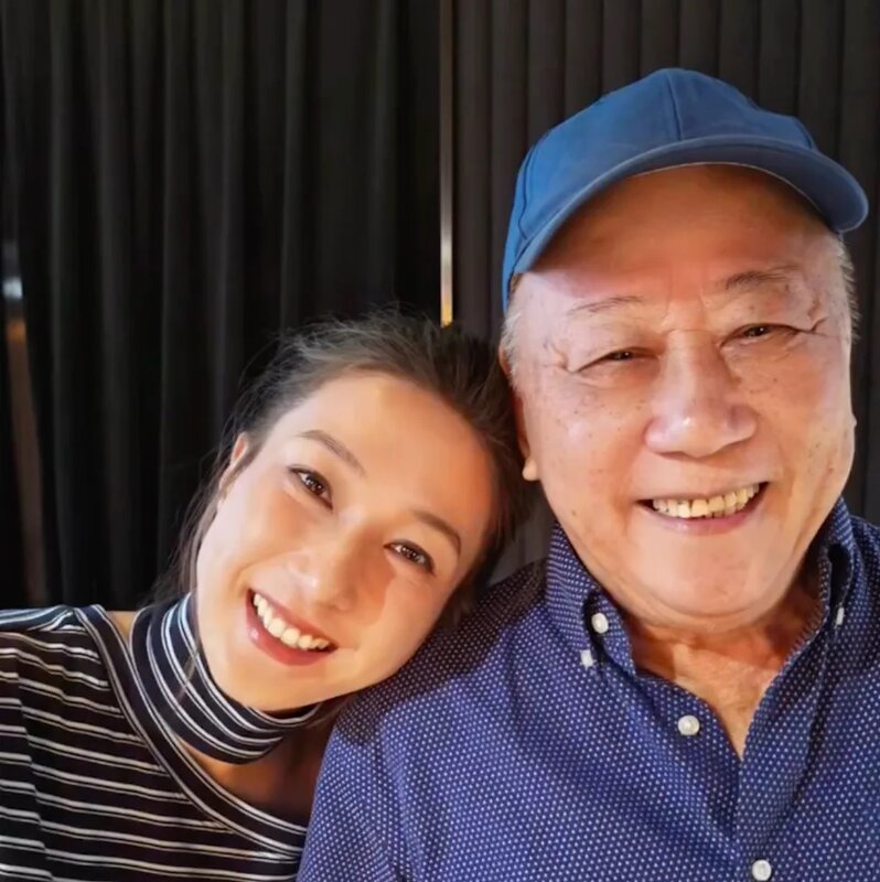 1 夏雨出山為鍾嘉欣宣傳新歌.jpg