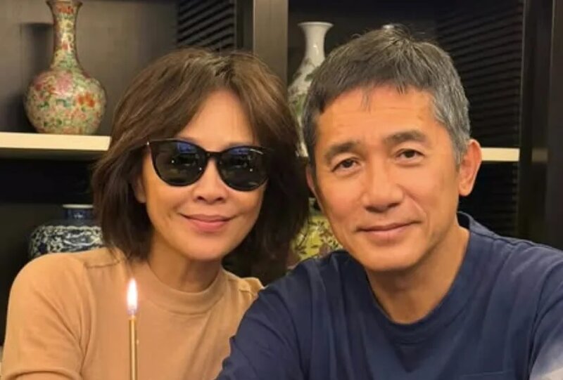 1 劉嘉玲59歲生日po同梁朝偉合照4字表心聲 網民盛讚二人「優雅地老去」.jpg