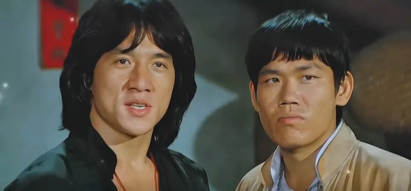 3 火星大爆成龍當年到外國拍西片，但剋扣武師們應得的報酬，有臨演替身原應獲1,200美.jpg